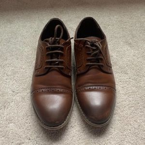 Boys Brown dress shoes